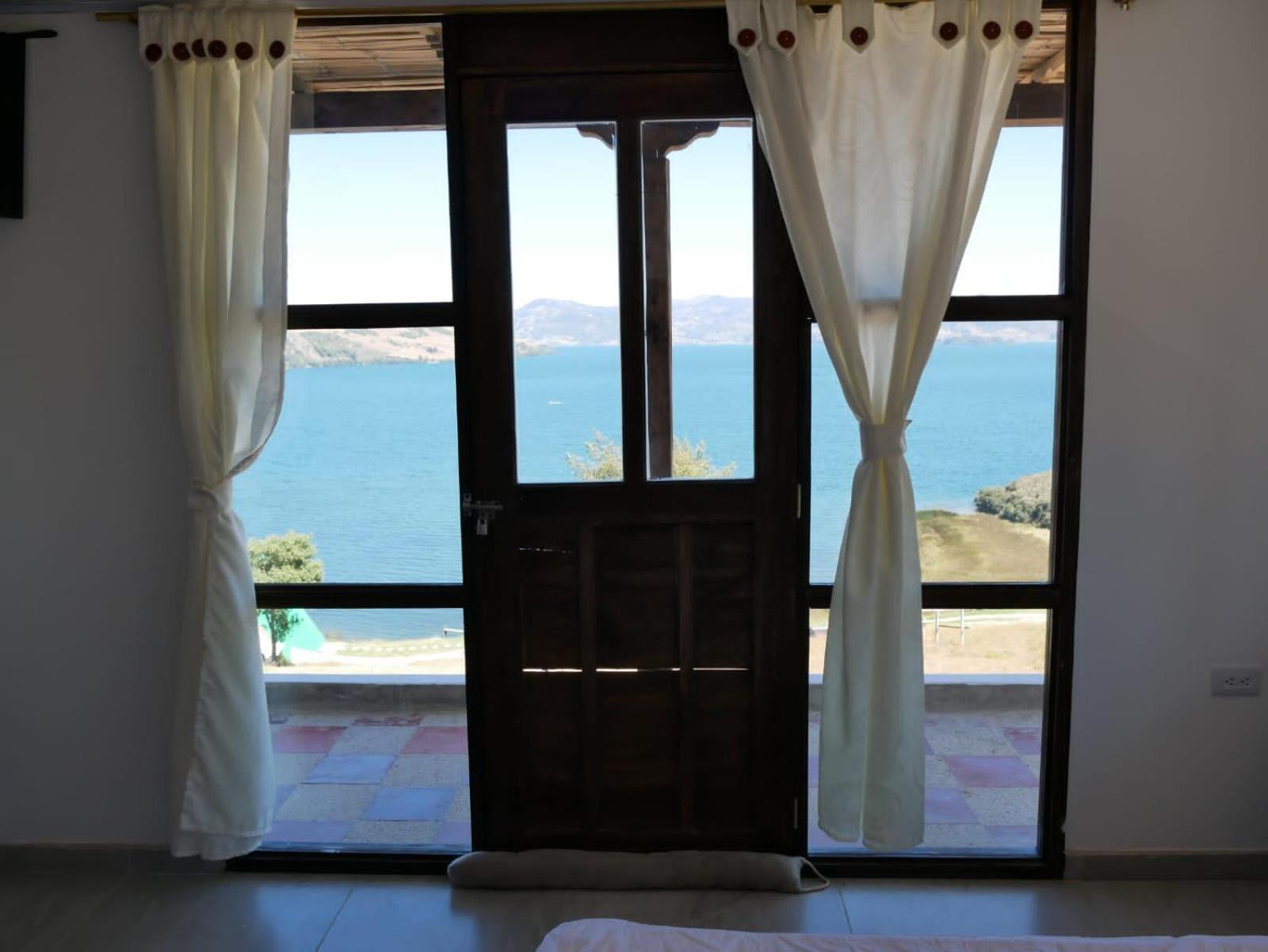 Hotel Tota Eliseo Playa Blanca Lago De טוטה מראה חיצוני תמונה